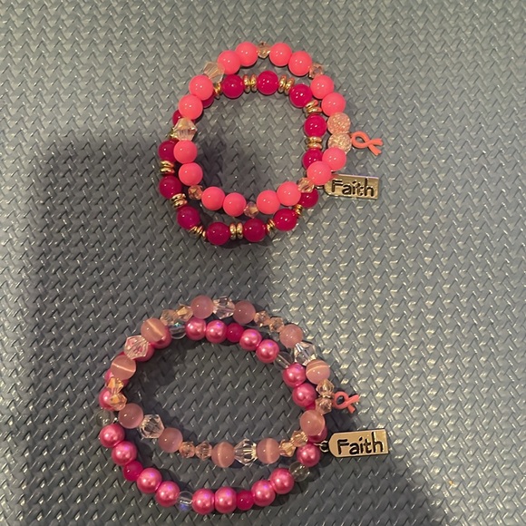 ✨ Handmade Stretch Breast Cancer Bracelet Set ✨ - Picture 4 of 4